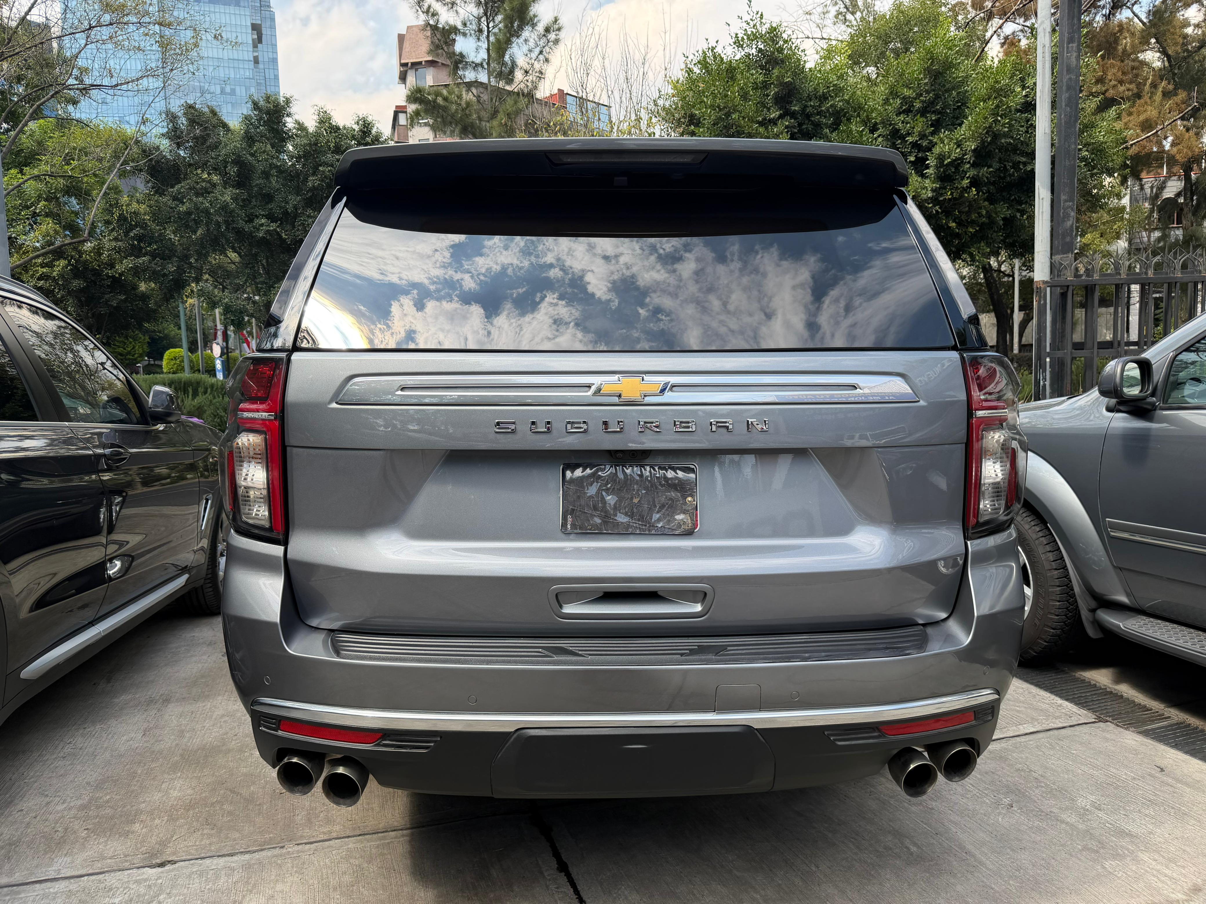 Chevrolet Suburban High Country 6.2L Blindada 2021