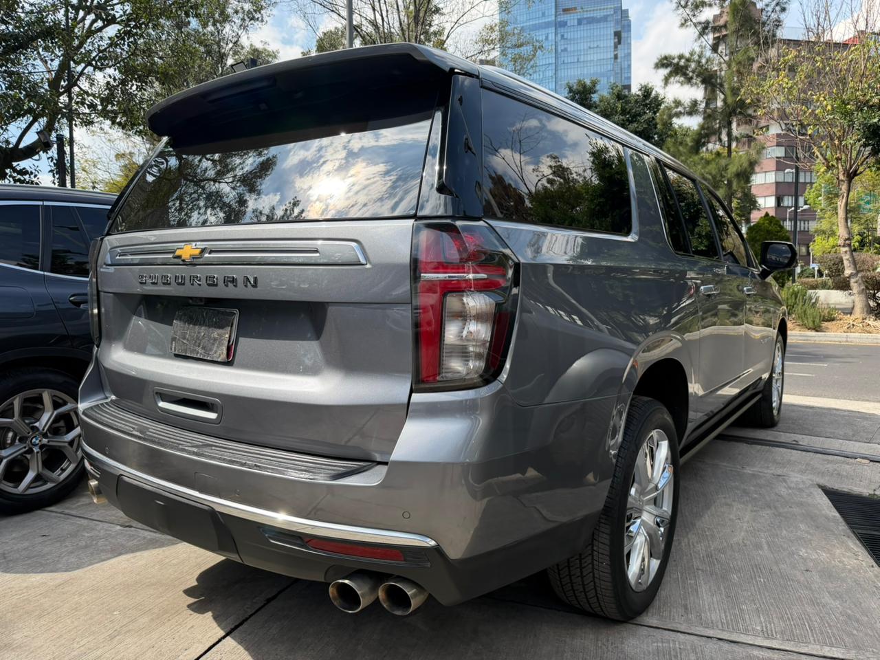 Chevrolet Suburban High Country 6.2L Blindada 2021