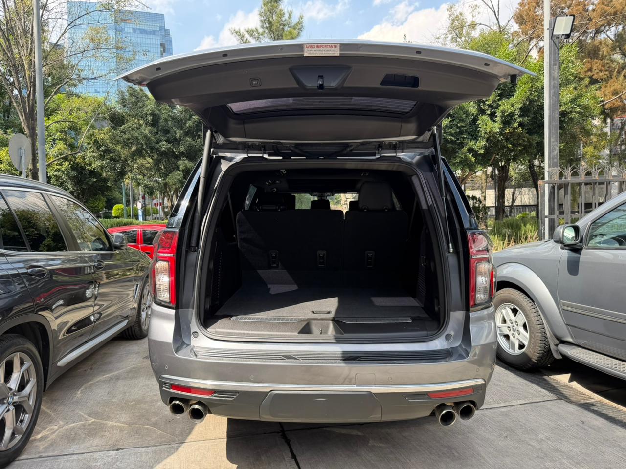 Chevrolet Suburban High Country 6.2L Blindada 2021