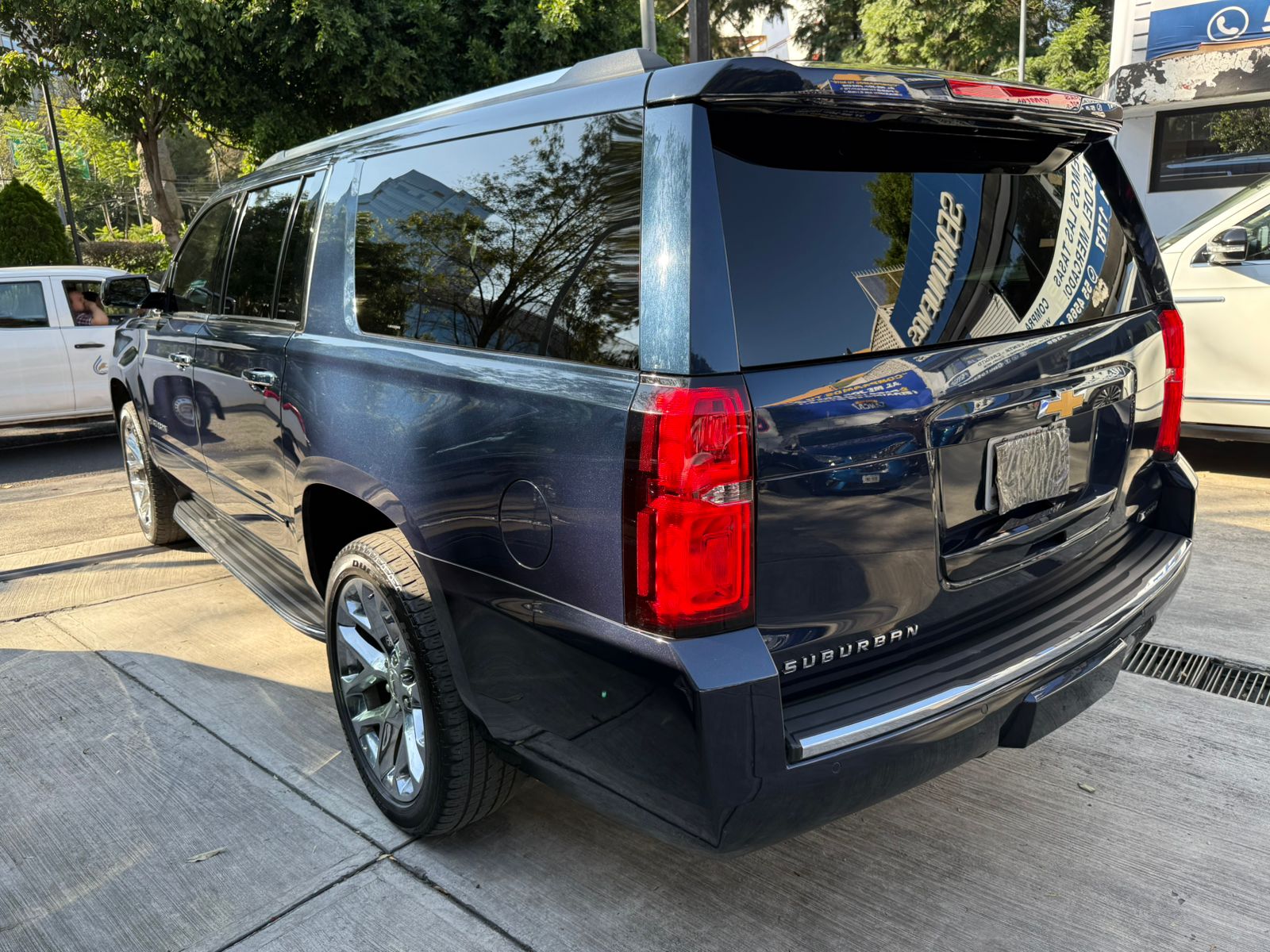 Chevrolet Suburban Premier 2018