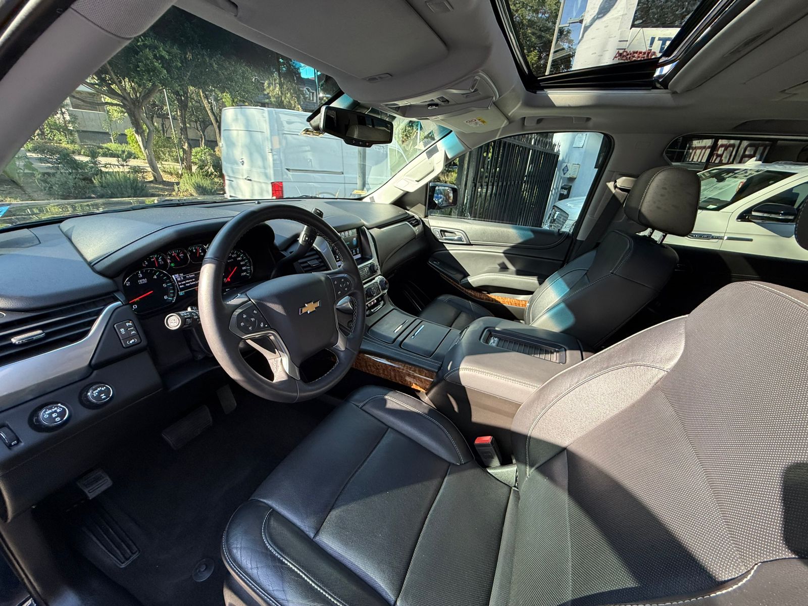 Chevrolet Suburban Premier 2018