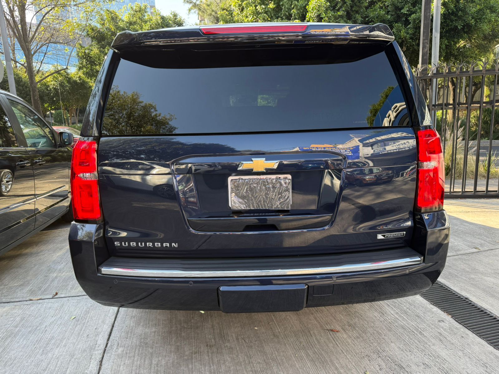 Chevrolet Suburban Premier 2018