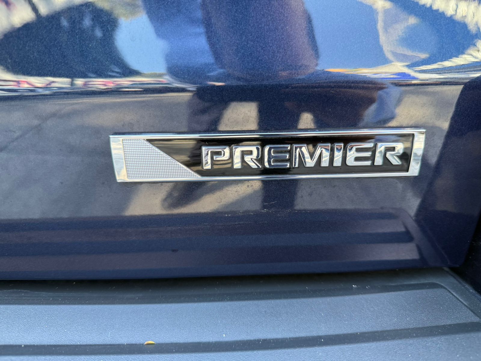 Chevrolet Suburban Premier 2018
