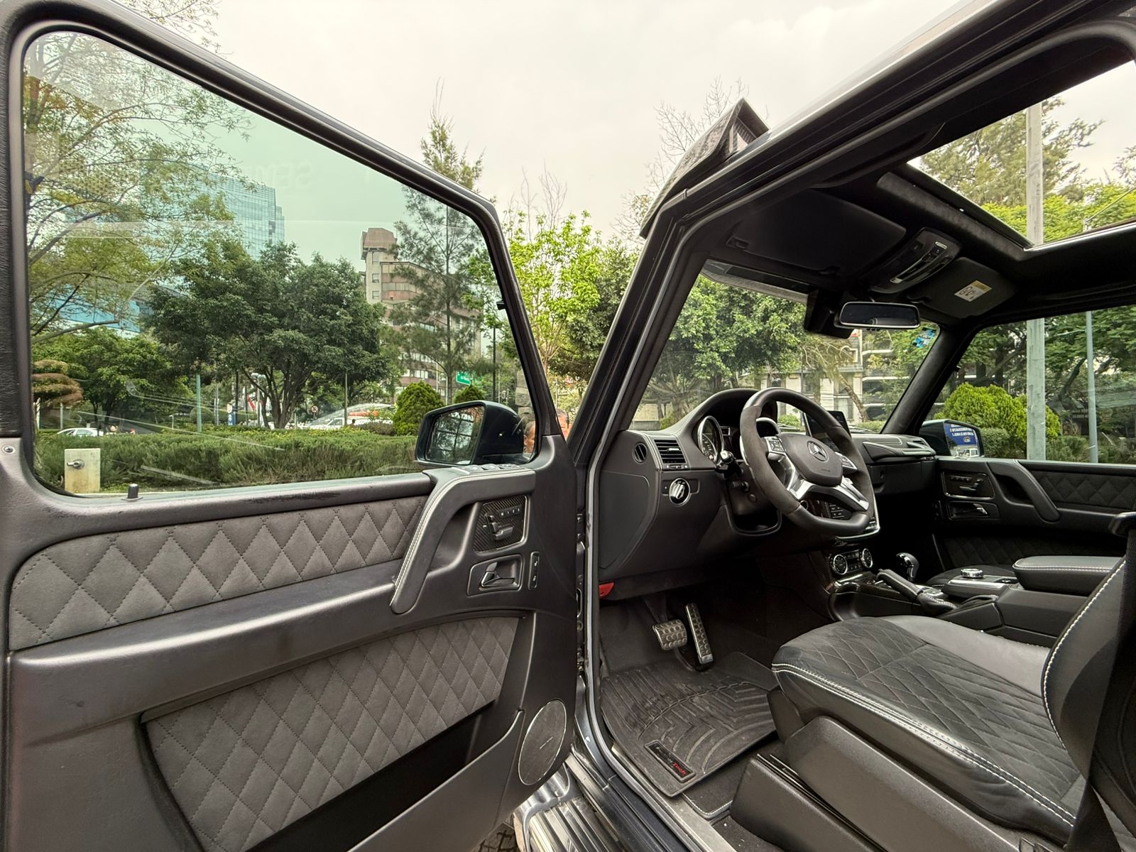 Mercedes-Benz G500 Square 2018