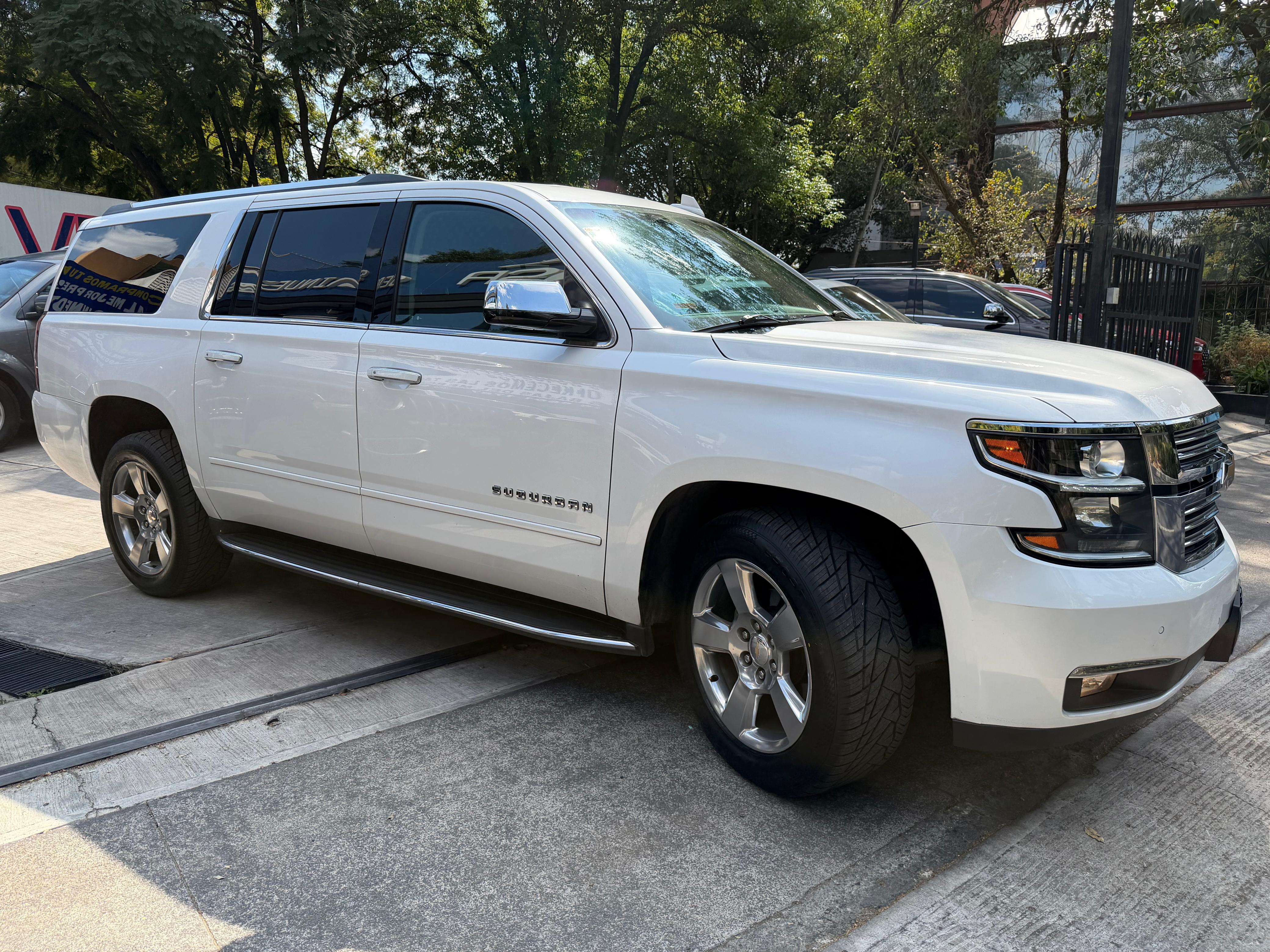 Chevrolet Suburban Premier 2018
