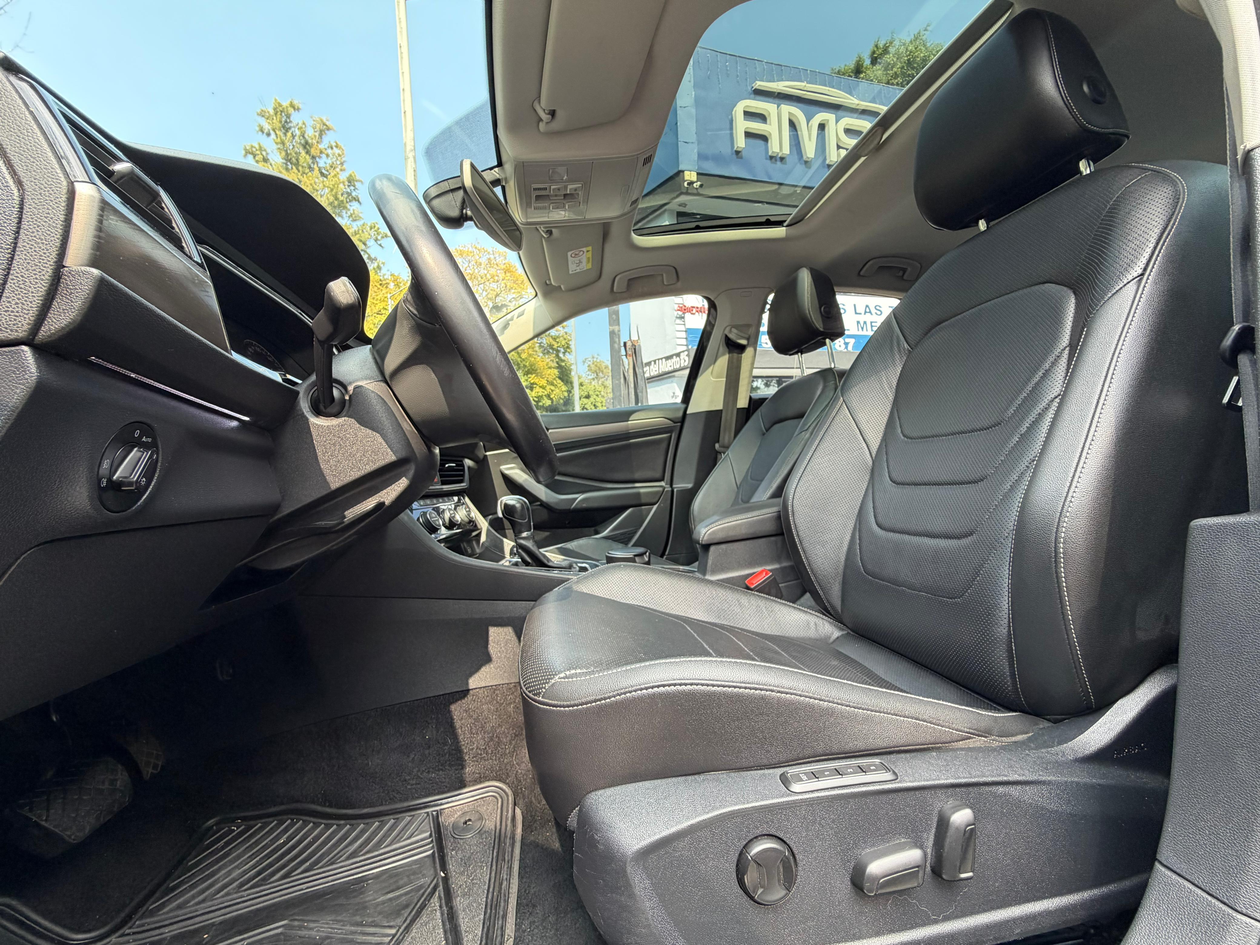 Volkswagen Jetta Highline 1.4T 2019