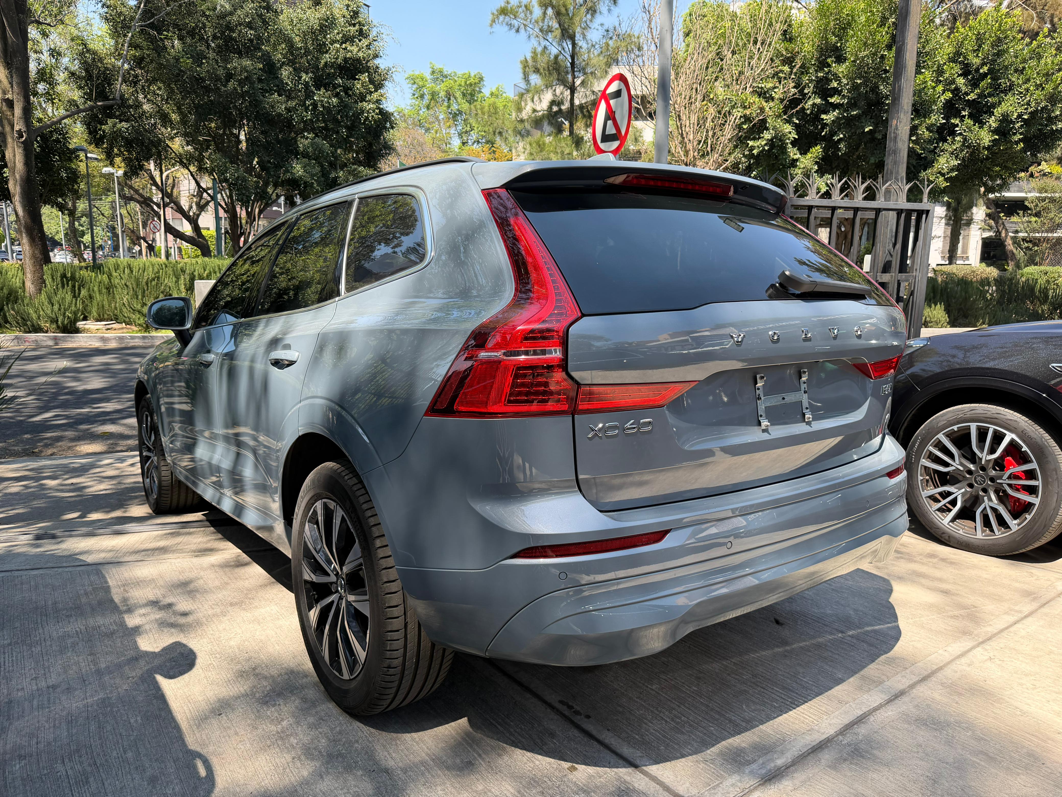Volvo XC60 B5 Plus Awd Mild-Hybrid 2024