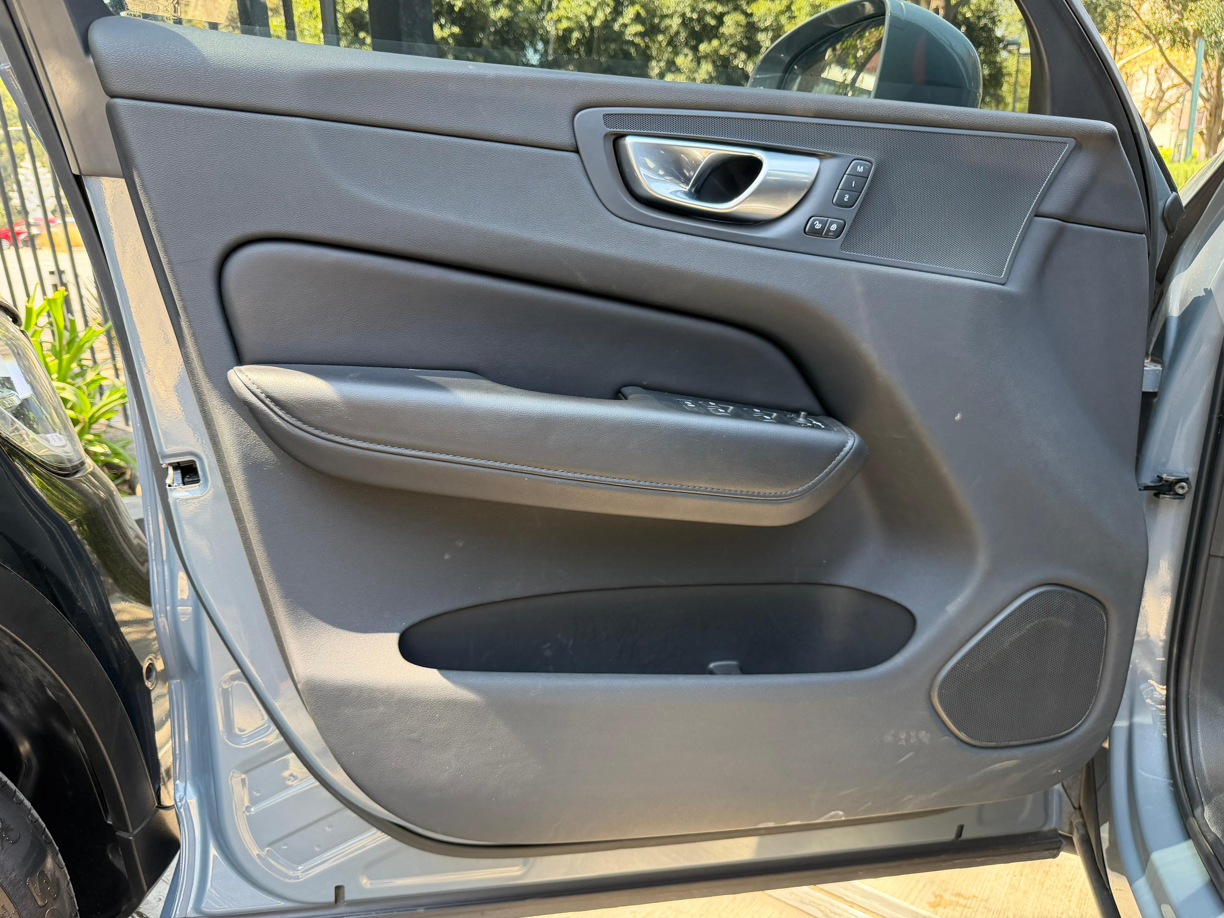 Volvo XC60 B5 Plus Awd Mild-Hybrid 2024