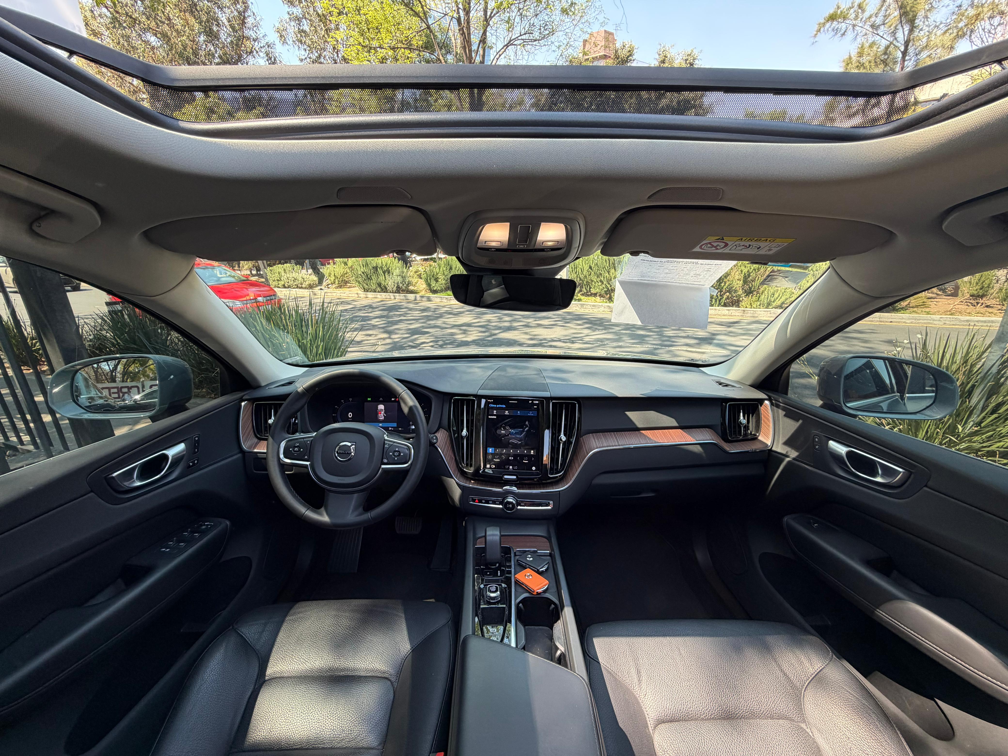 Volvo XC60 B5 Plus Awd Mild-Hybrid 2024