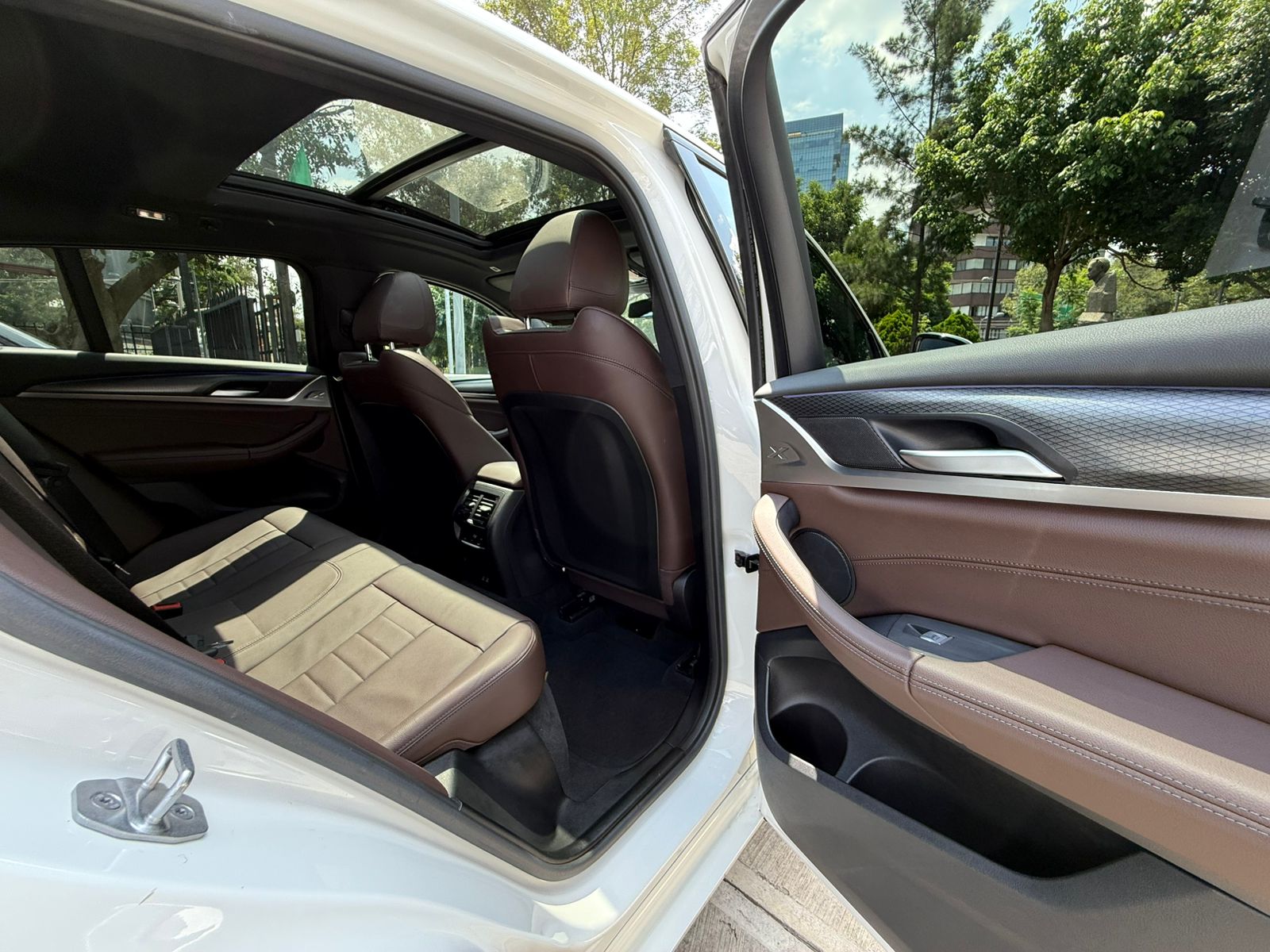 BMW X4 M30i  2024