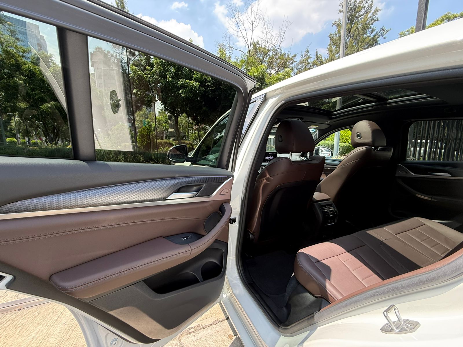 BMW X4 M30i  2024
