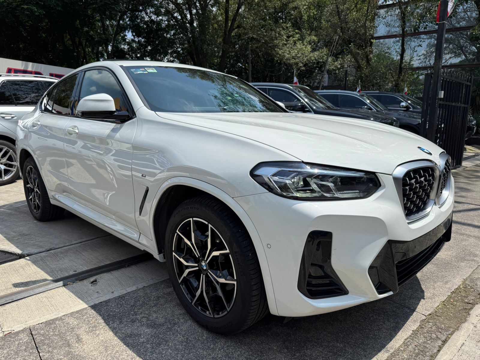 BMW X4 M30i  2024