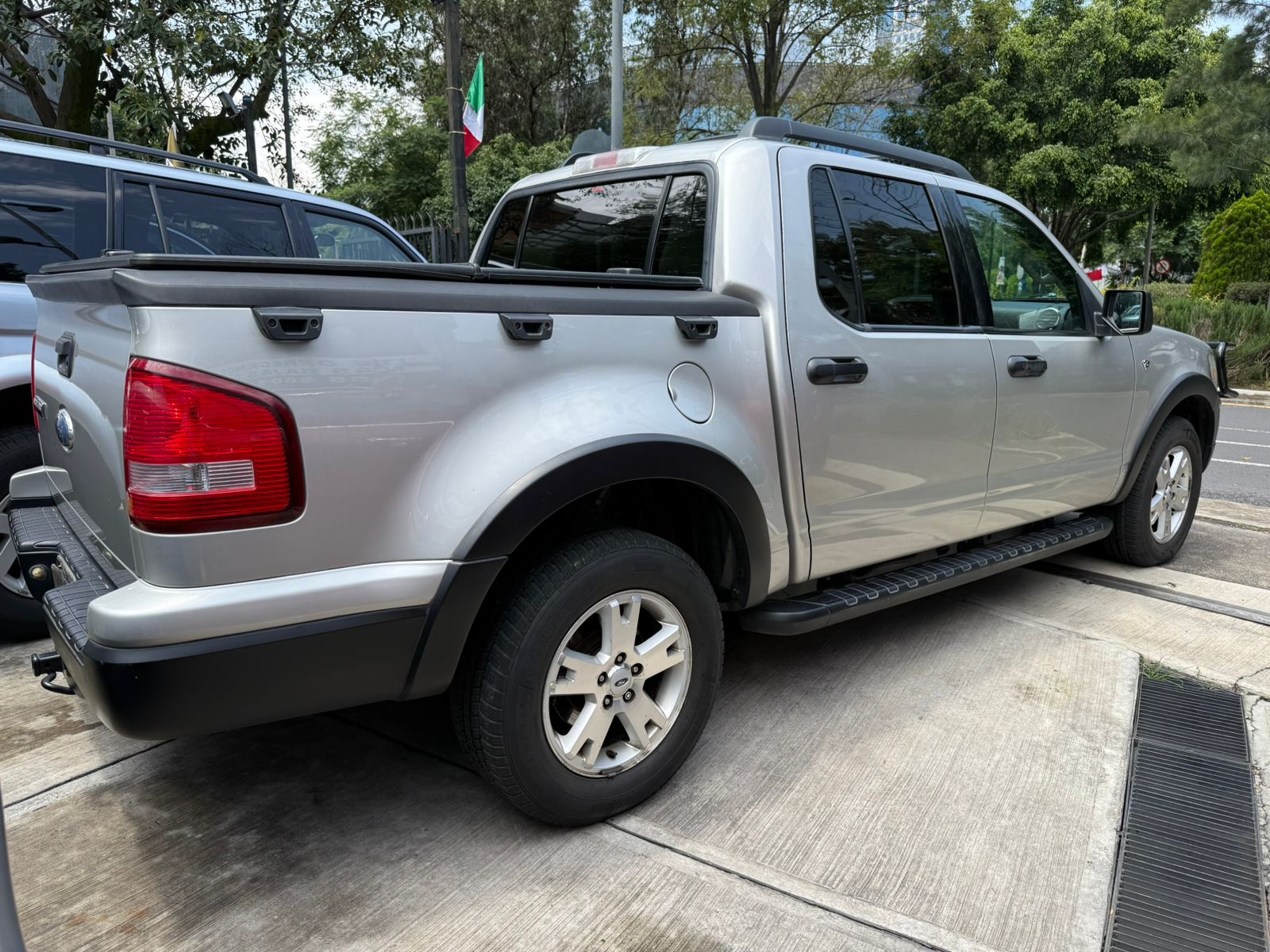 Ford Explorer Sport Trac 2008
