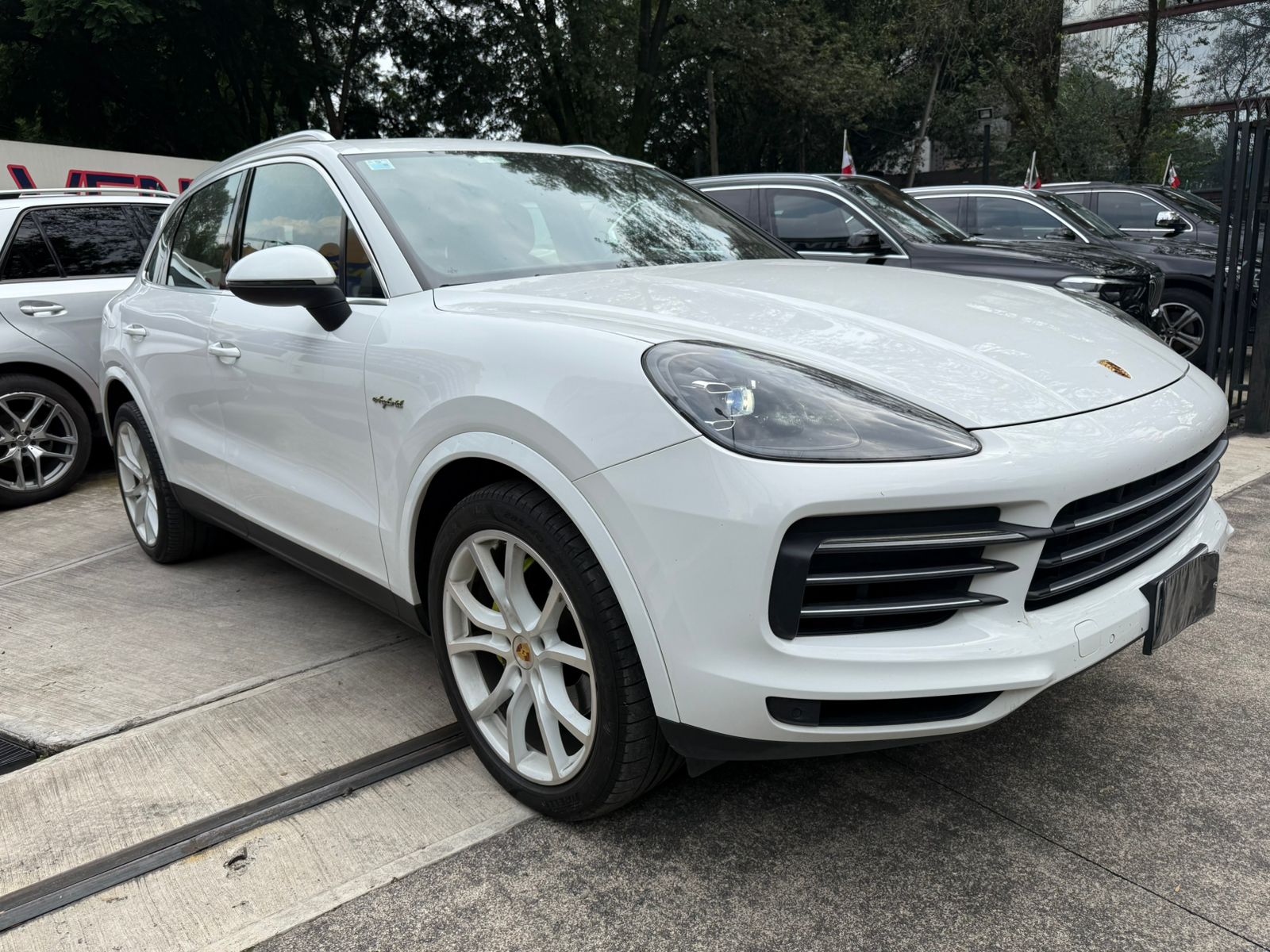 Porsche Cayenne Hybrid 2019