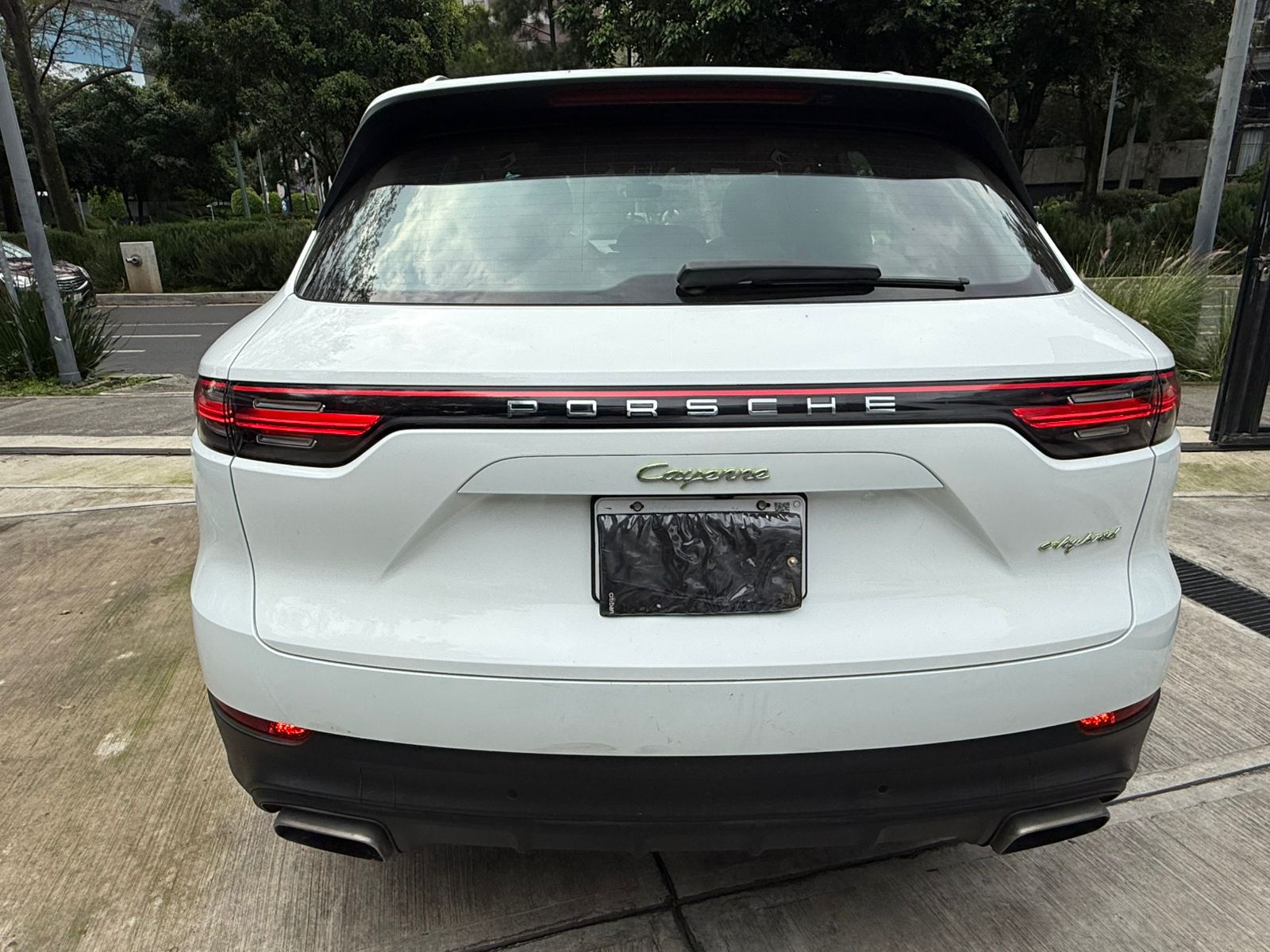 Porsche Cayenne Hybrid 2019