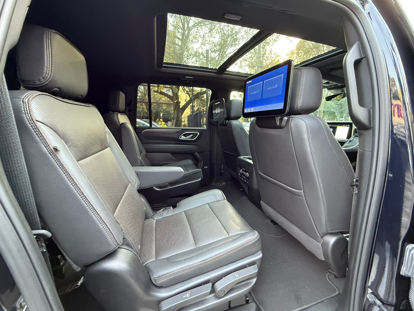 Chevrolet Suburban Highcountry 2023