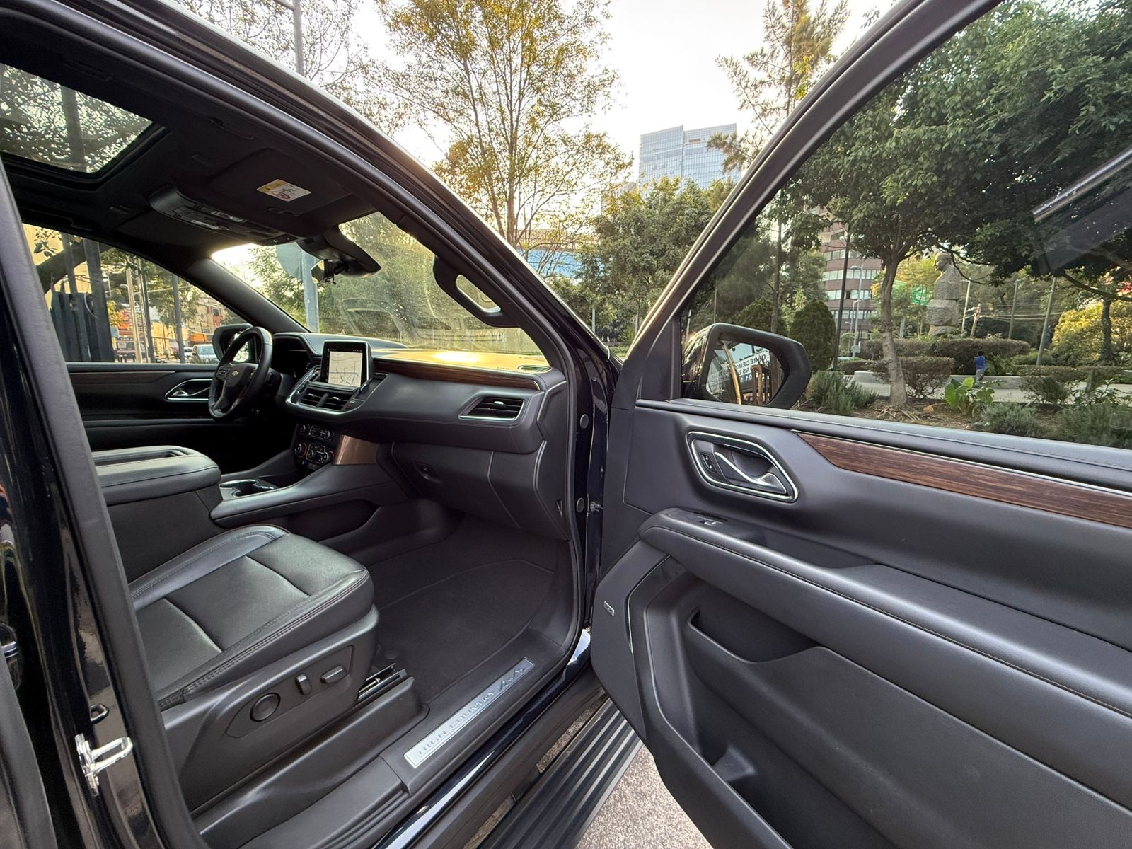 Chevrolet Suburban Highcountry 2023