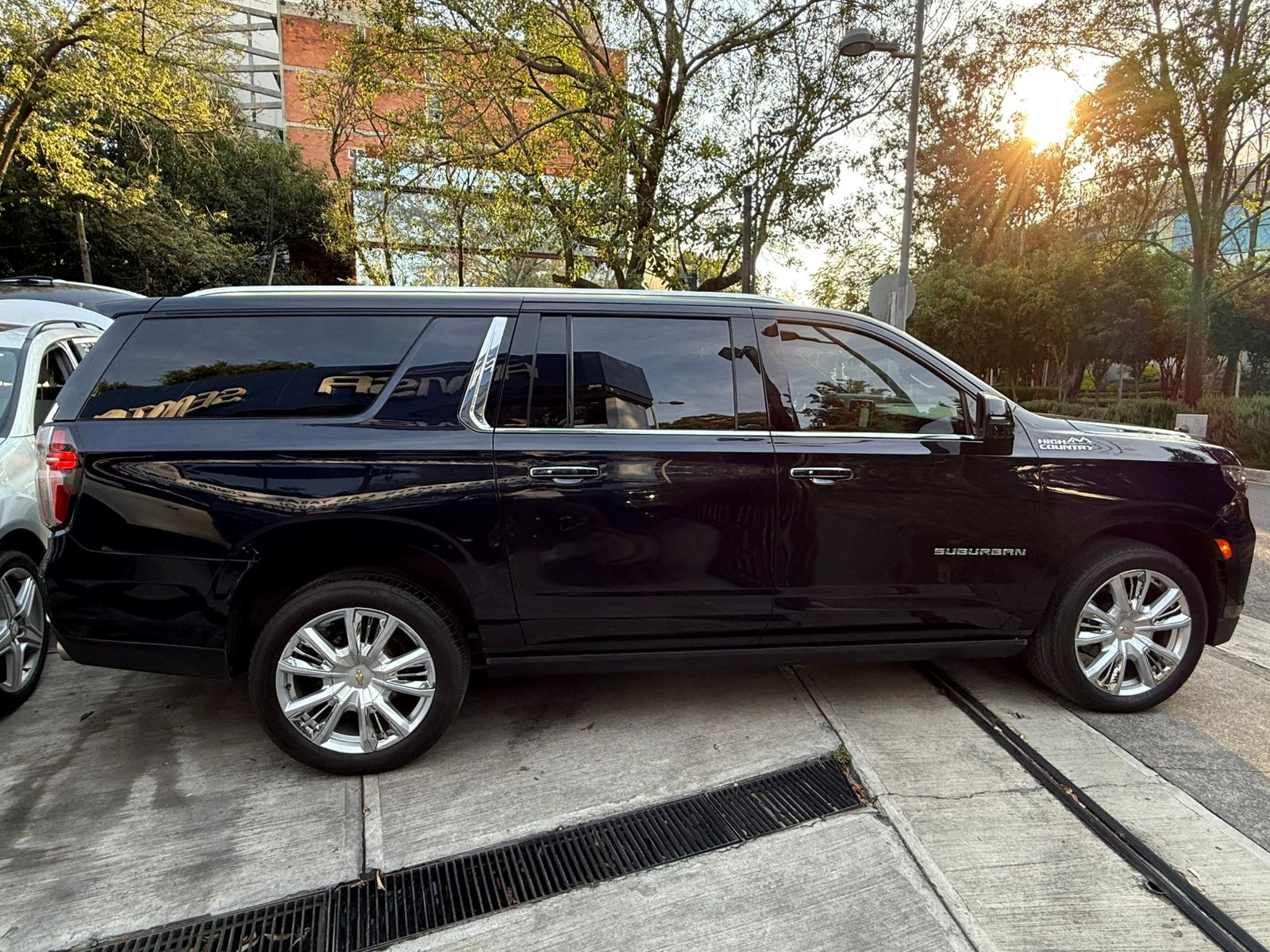 Chevrolet Suburban Highcountry 2023