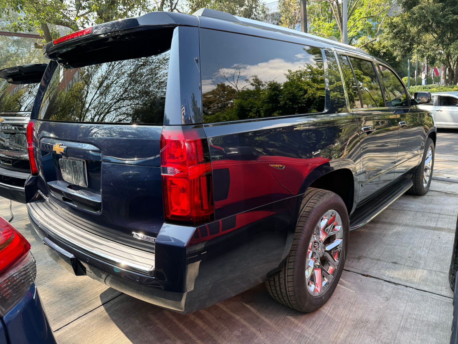 Chevrolet Suburban Premier 2018