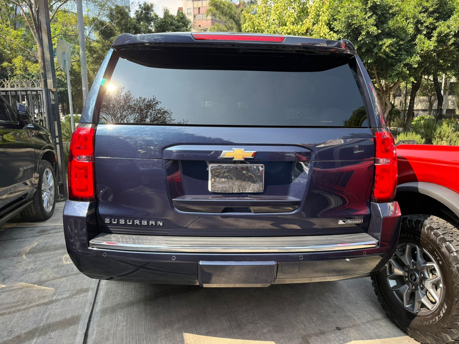 Chevrolet Suburban Premier 2018