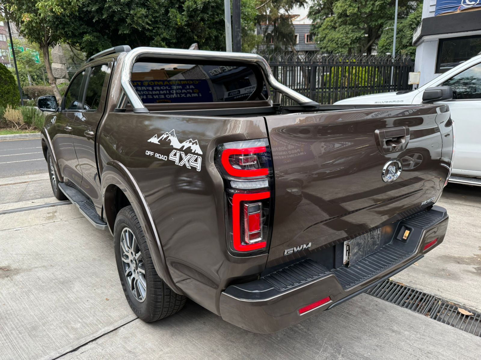 DFSK GWM POER Luxury 4x4 2025