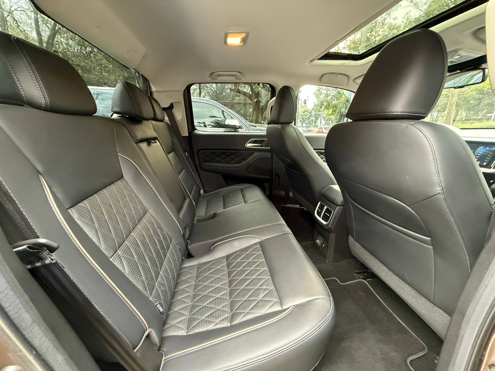 DFSK GWM POER Luxury 4x4 2025