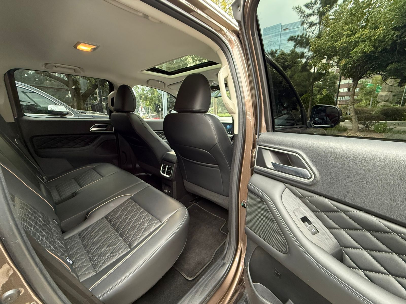 DFSK GWM POER Luxury 4x4 2025