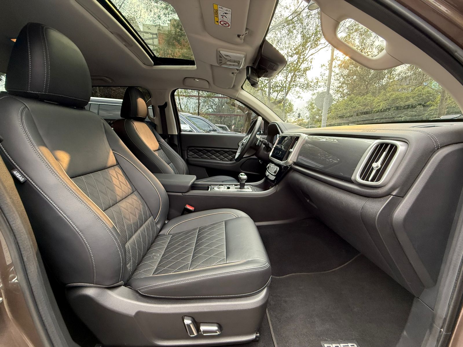 DFSK GWM POER Luxury 4x4 2025