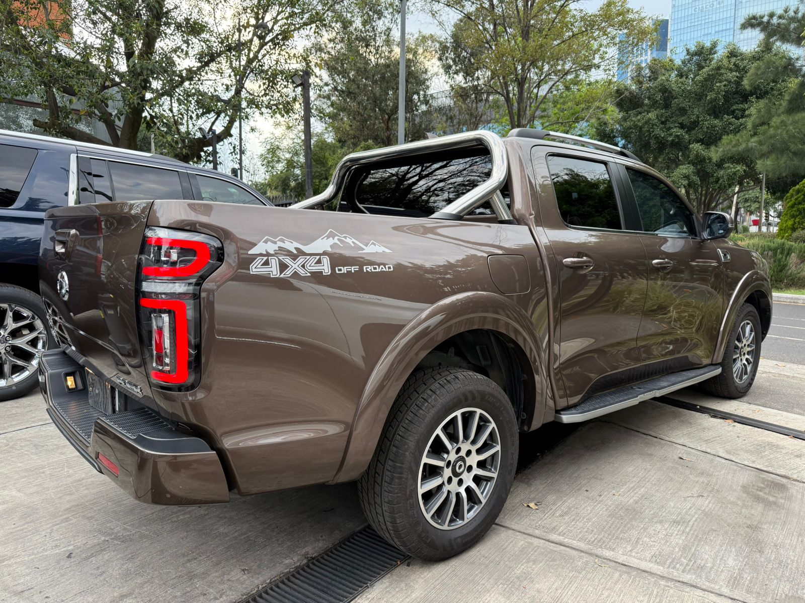 DFSK GWM POER Luxury 4x4 2025