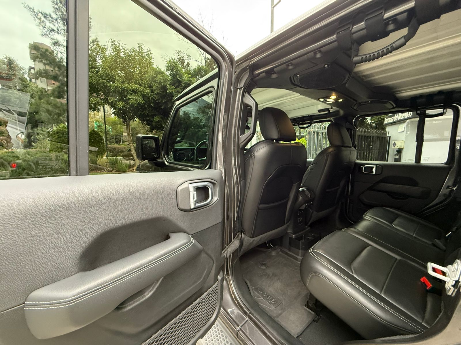 Jeep WranglerUnlimitedSahara 2021