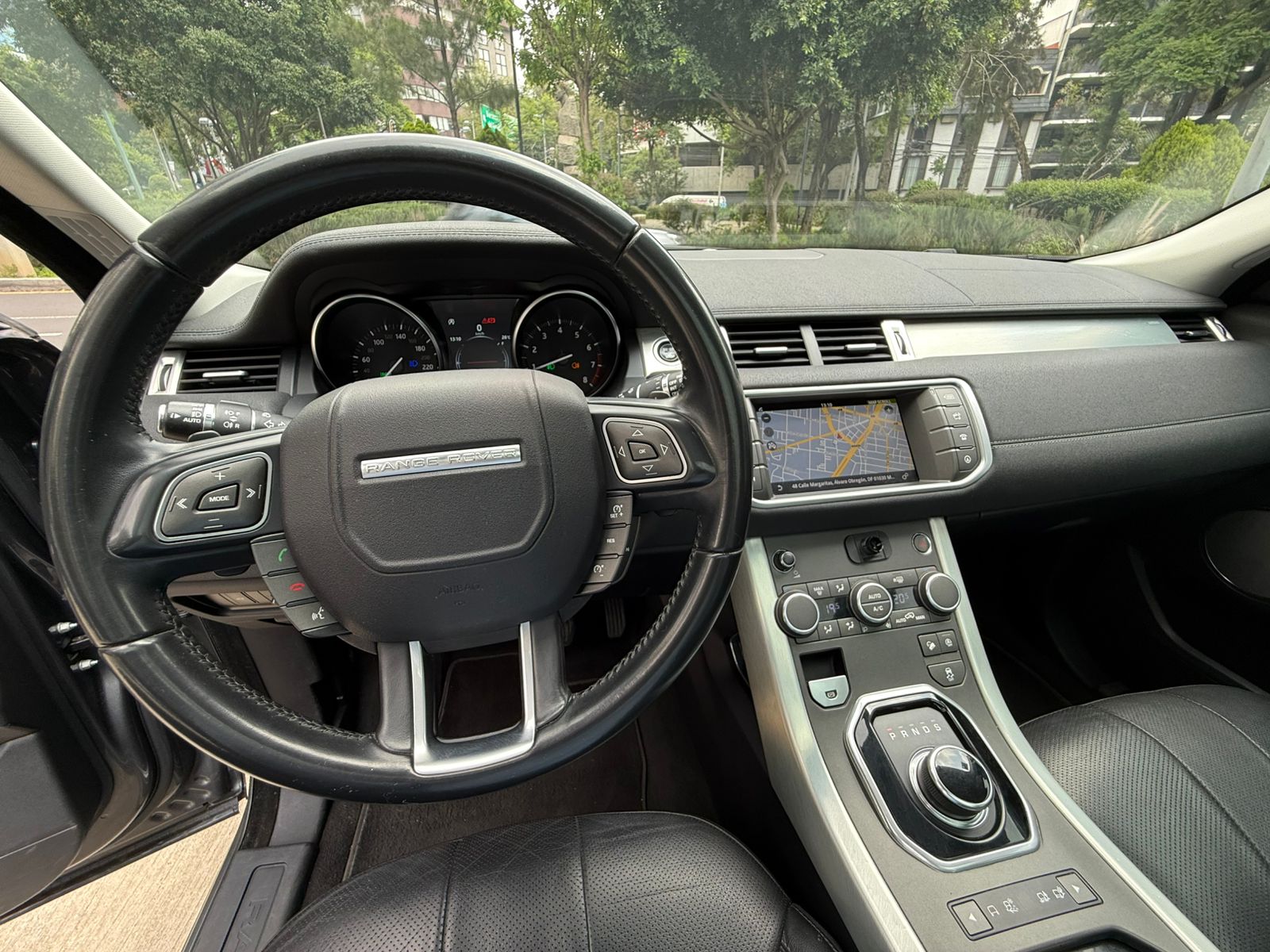 Land Rover Evoque SE 2018
