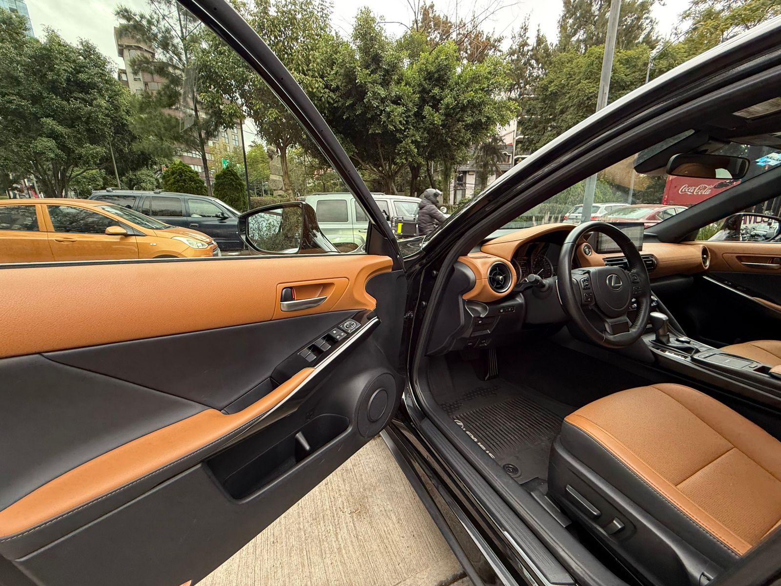 Toyota Lexus IS 300 2023