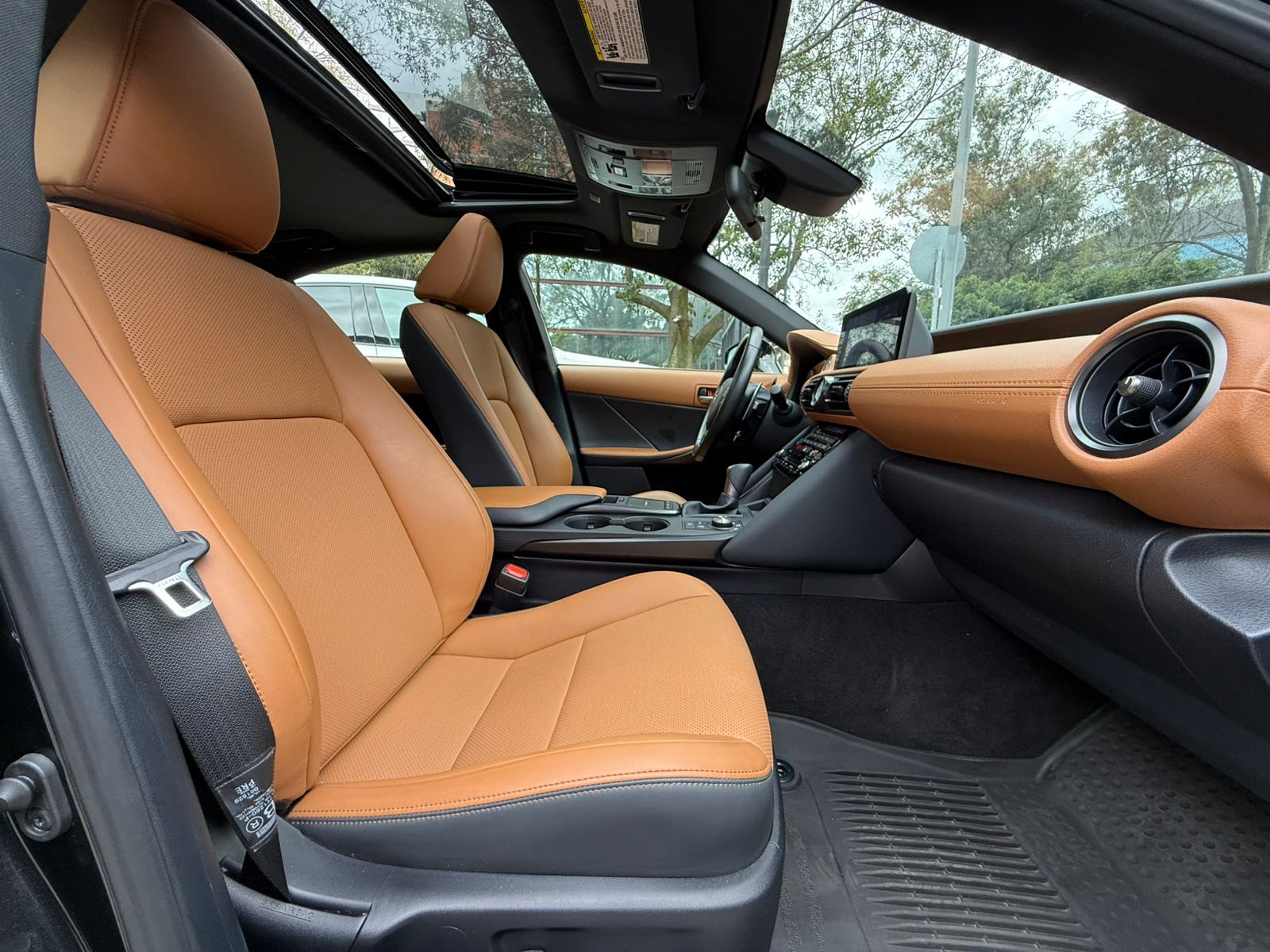 Toyota Lexus IS 300 2023