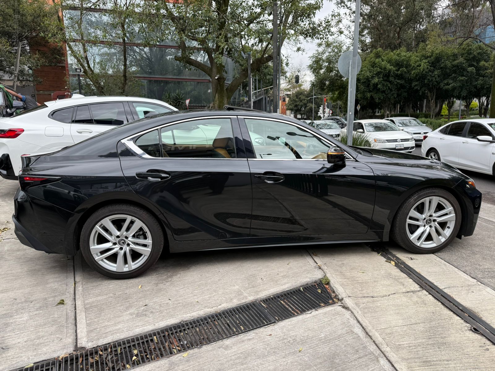 Toyota Lexus IS 300 2023