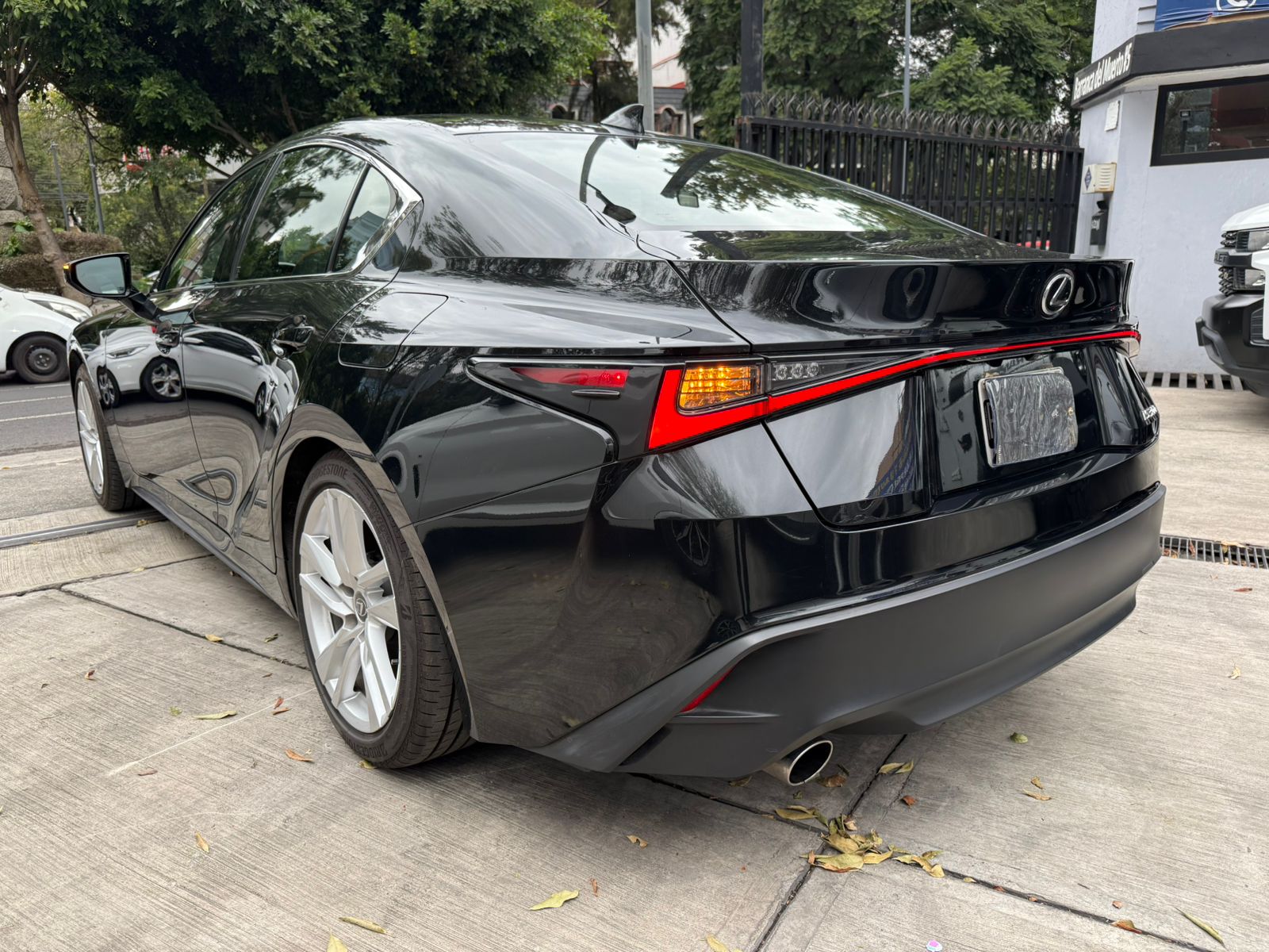 Toyota Lexus IS 300 2023