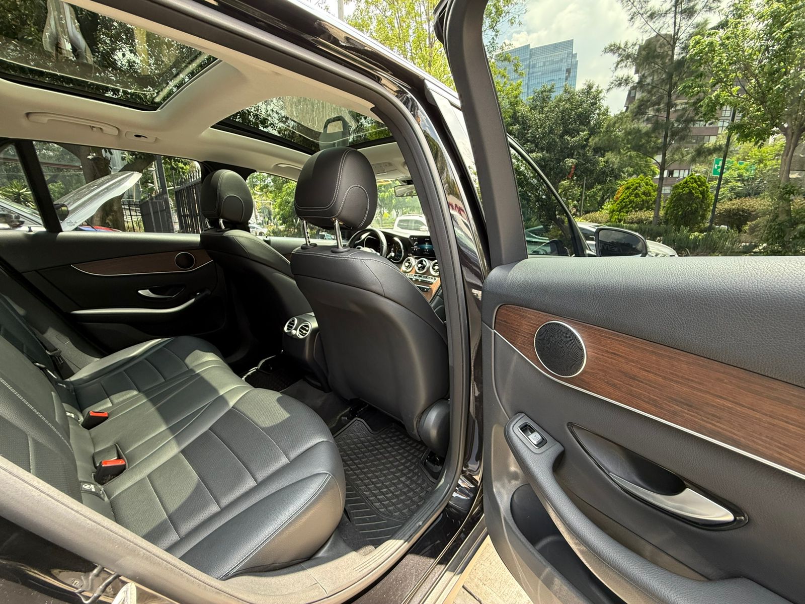 Mercedes-Benz GLC 300 Comfort 2021