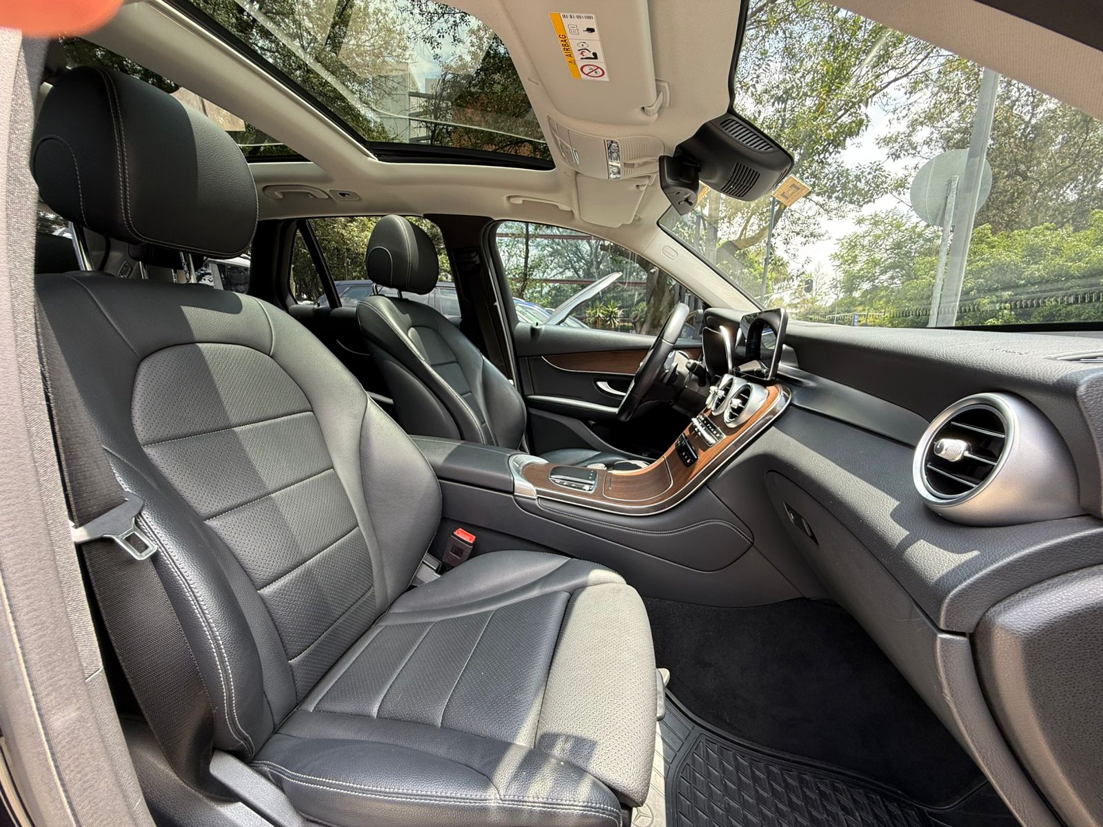 Mercedes-Benz GLC 300 Comfort 2021