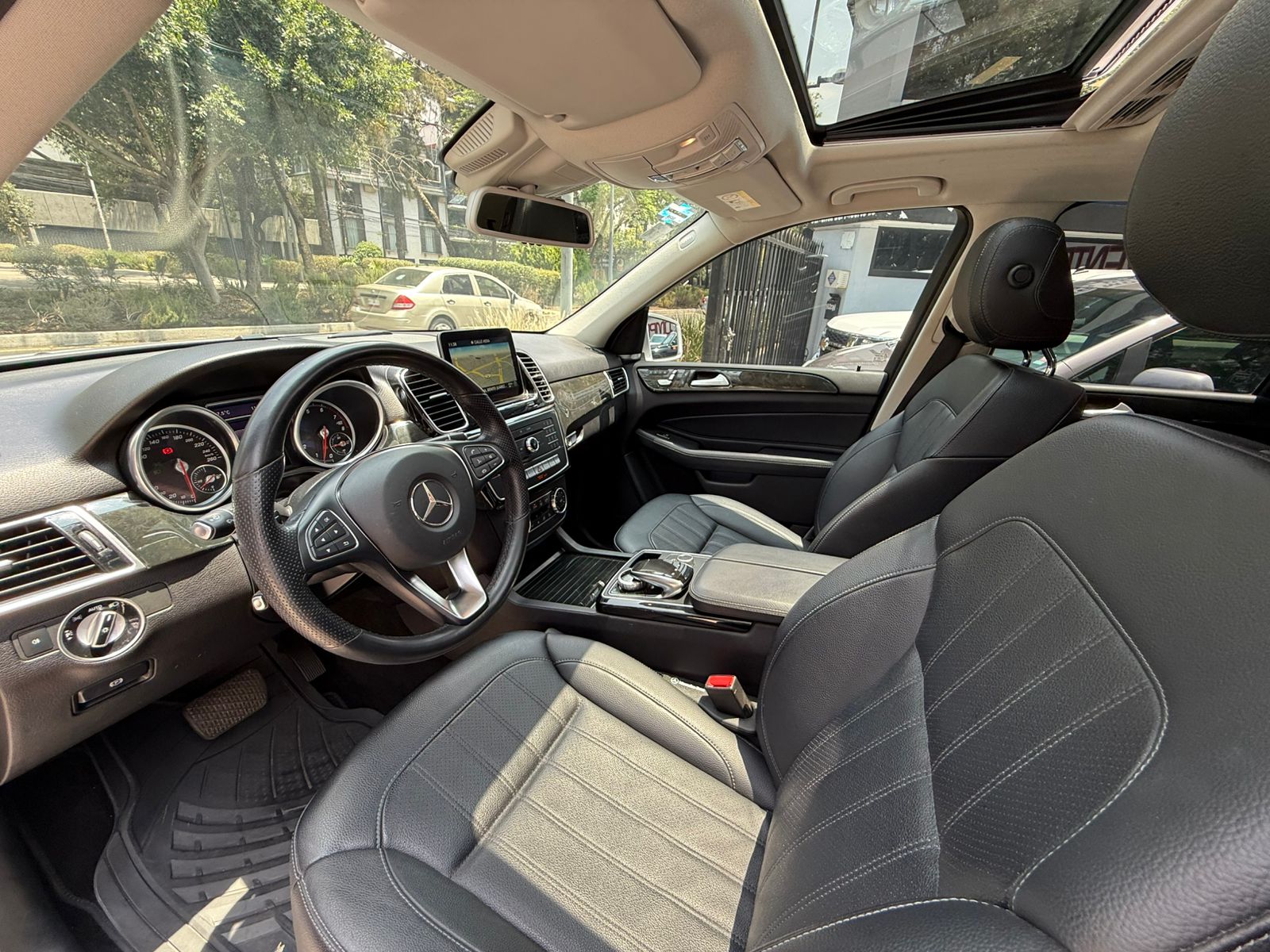 Mercedes-Benz GLE 350 EXCLUSIVE 2016