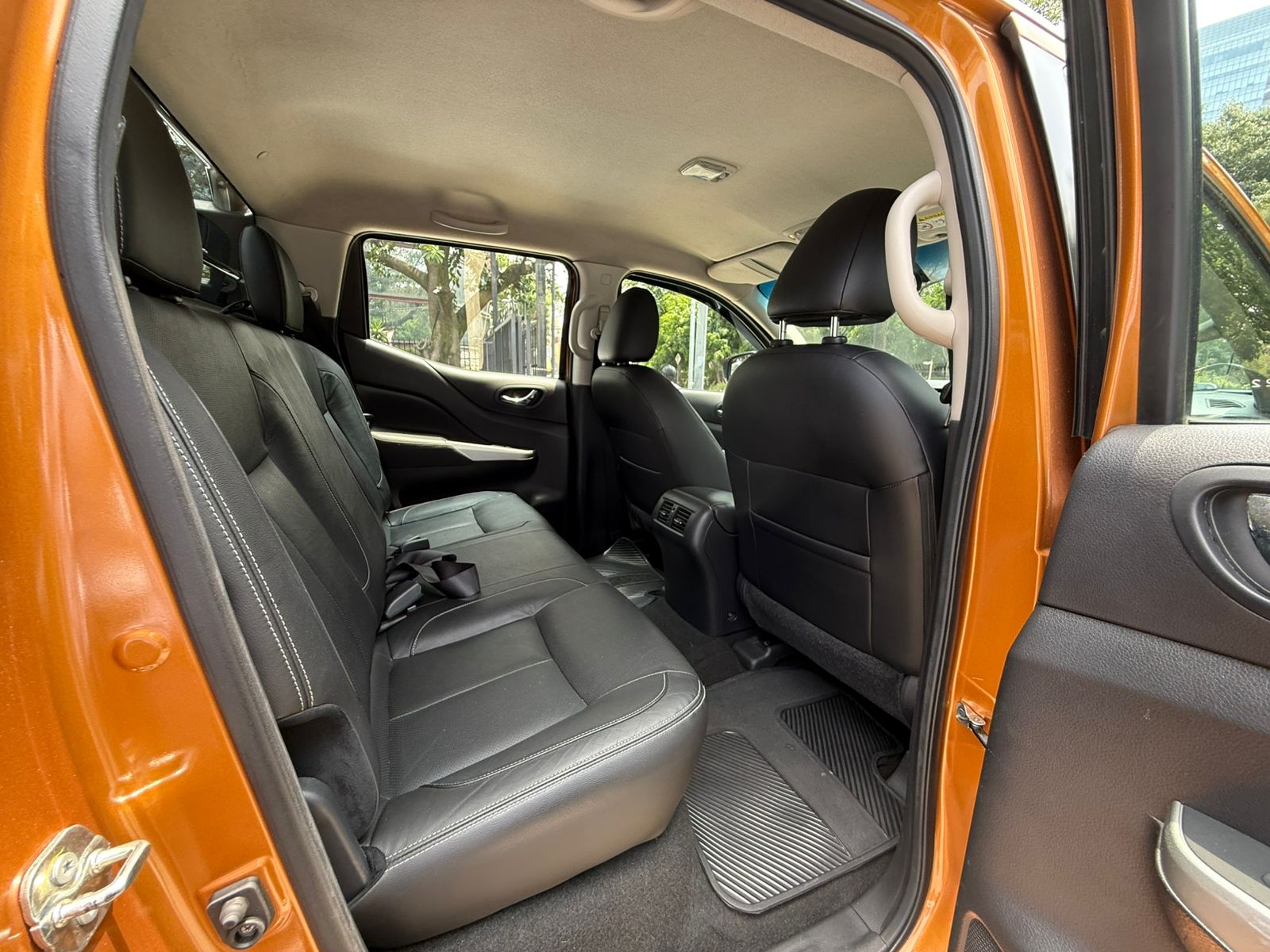 Nissan Frontier LE Diesel 4x4 2016