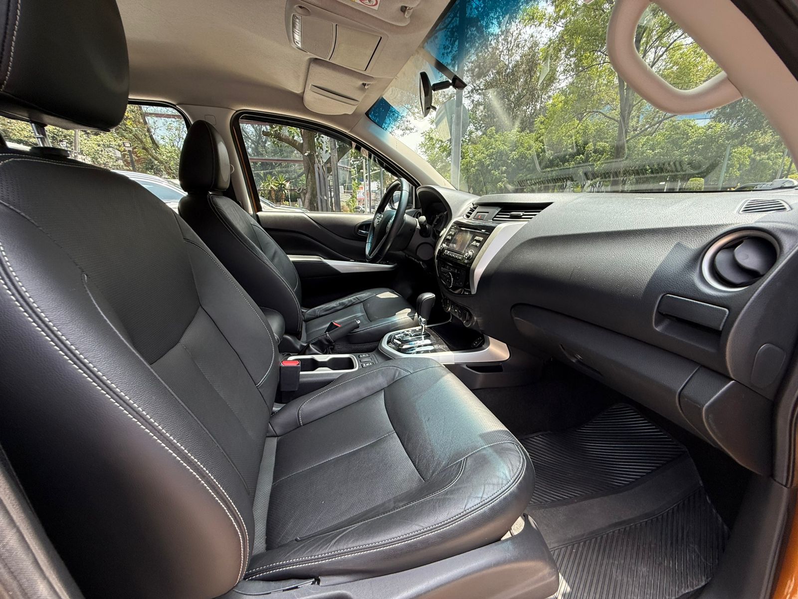 Nissan Frontier LE Diesel 4x4 2016