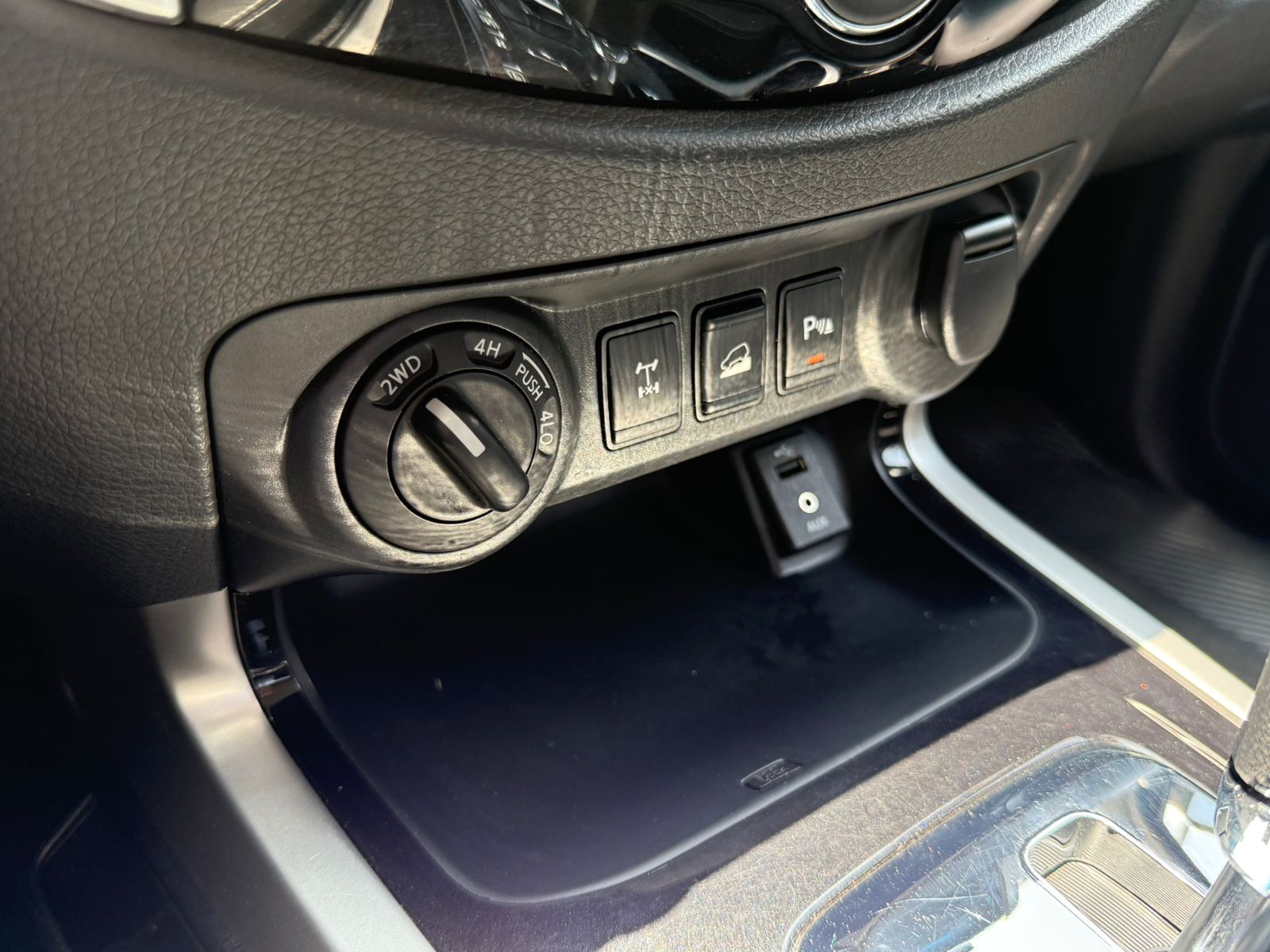 Nissan Frontier LE Diesel 4x4 2016