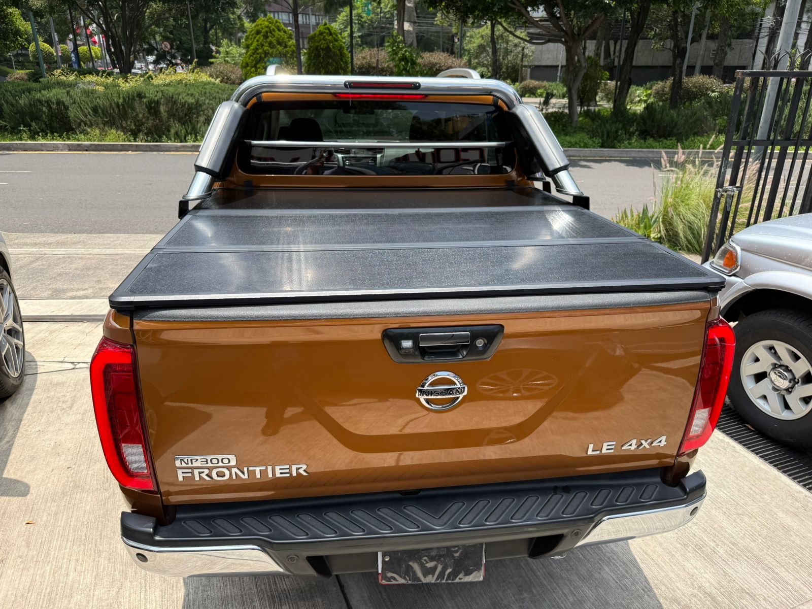 Nissan Frontier LE Diesel 4x4 2016