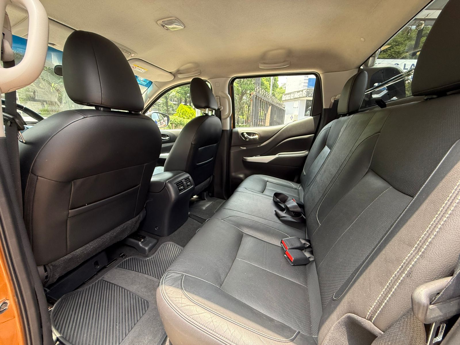 Nissan Frontier LE Diesel 4x4 2016