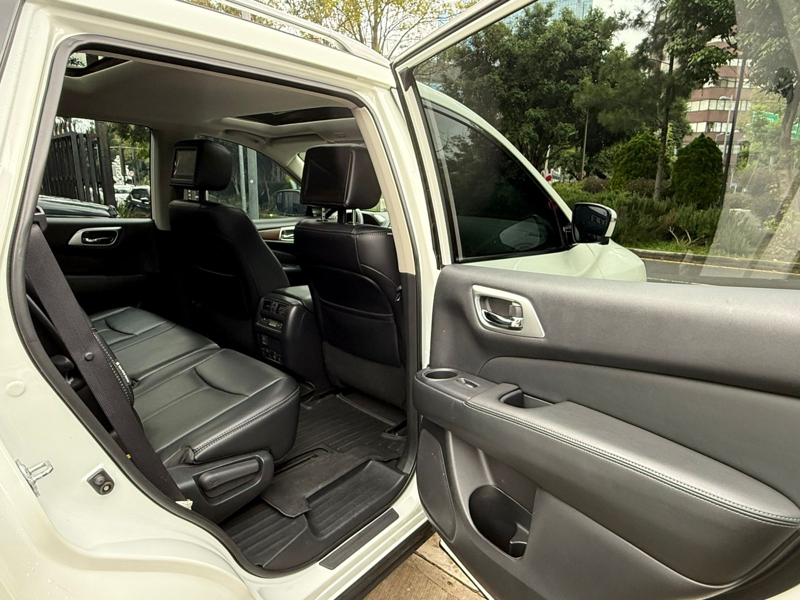 Nissan Pathfinder Exclusive 2018
