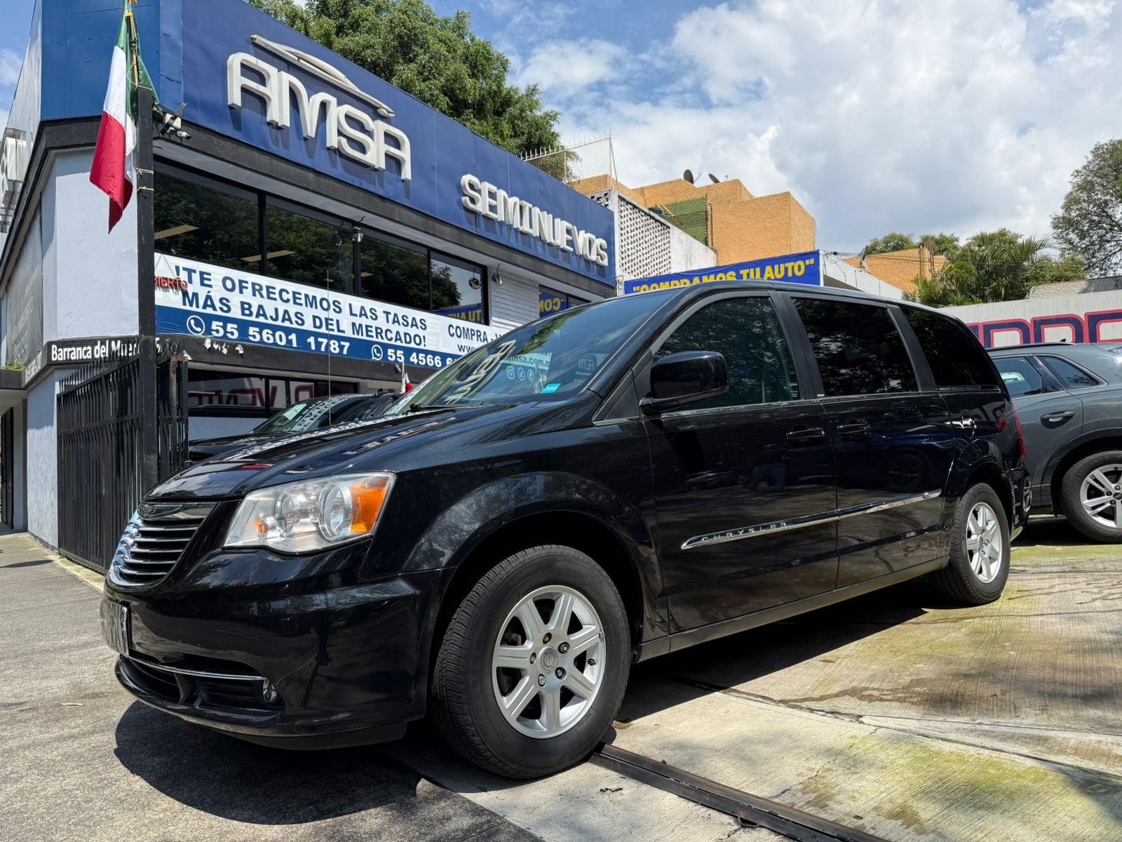 Chrysler TownandCountryTouring 2013