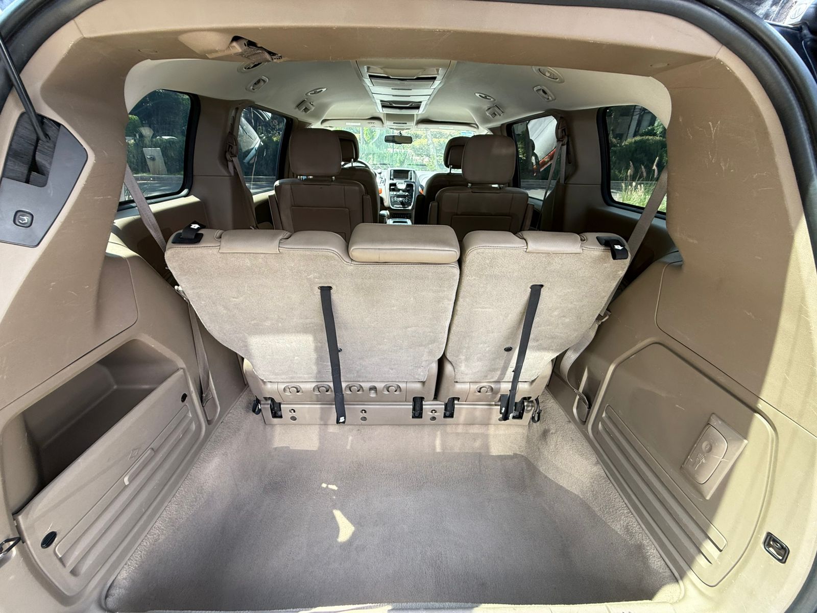 Chrysler TownandCountryTouring 2013