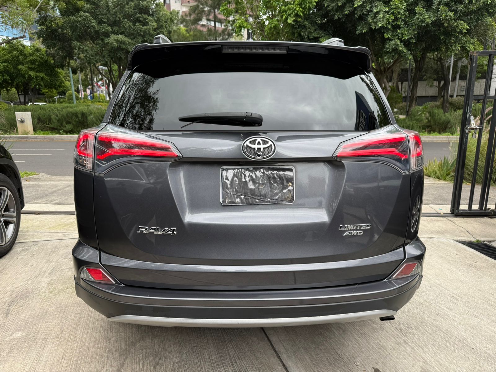 Toyota Rav4 Limited 2016