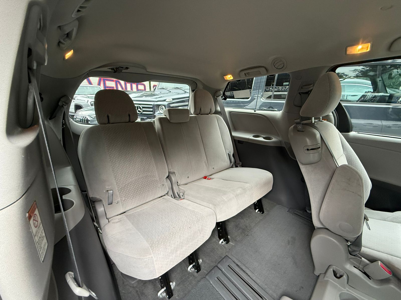 Toyota Sienna XLE  2016
