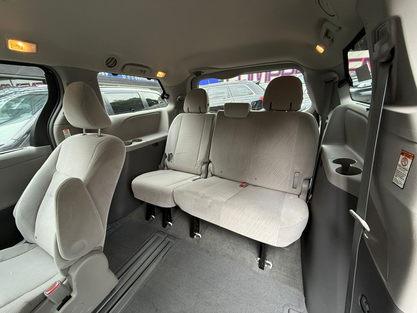 Toyota Sienna XLE  2016