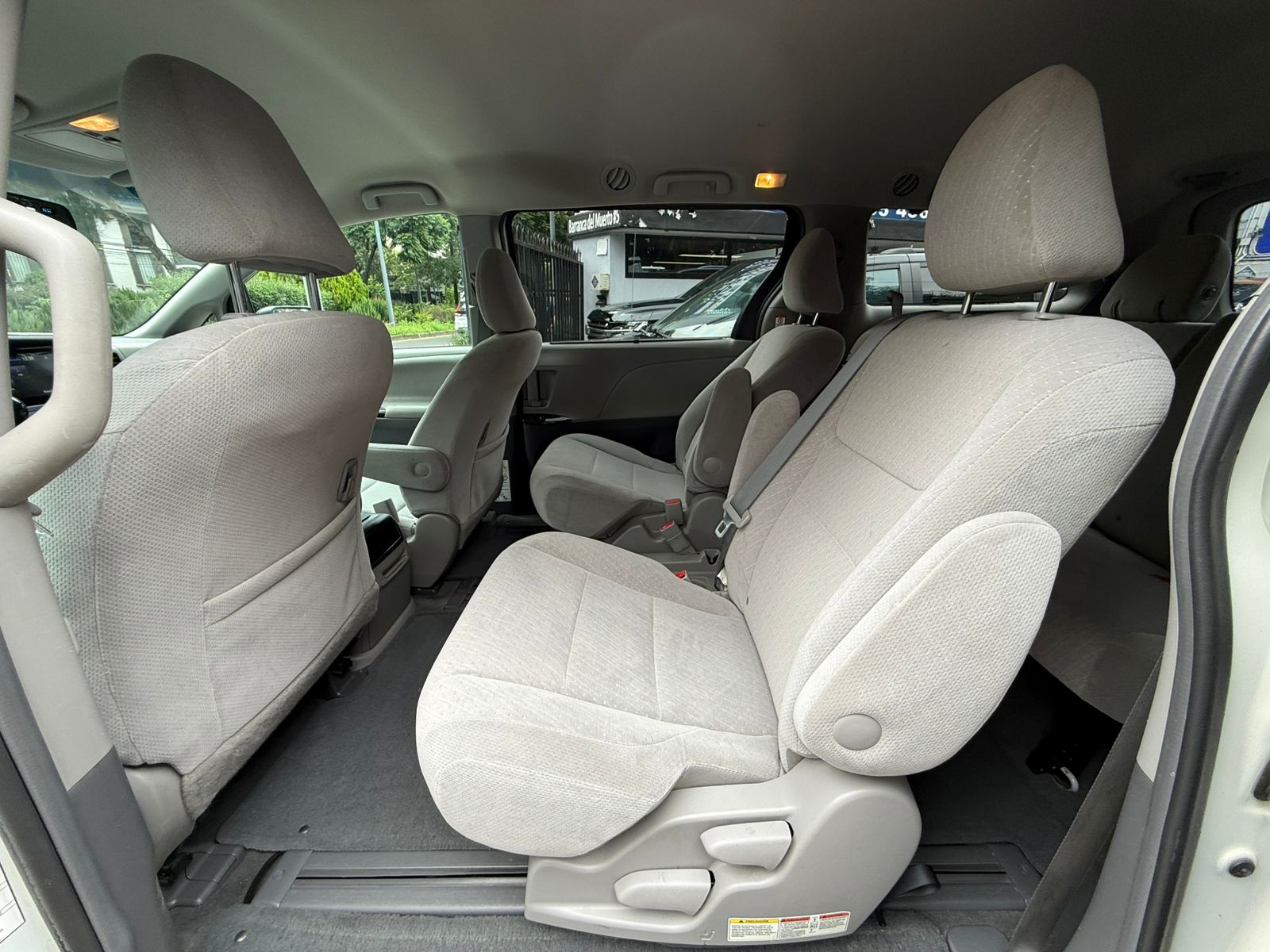 Toyota Sienna XLE  2016